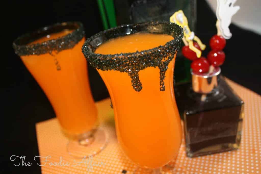 Hocus Pocus Halloween Cocktail - The Foodie Affair