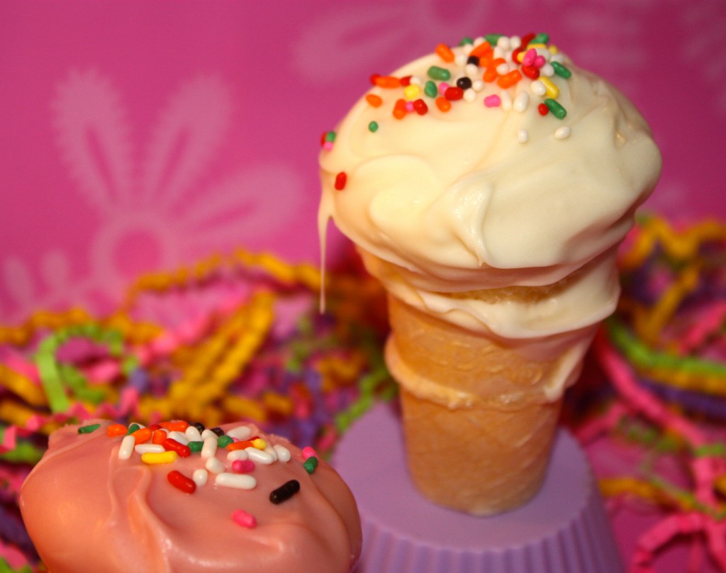 mini-ice-cream-cone-cupcakes-party-dessert-bake-sale