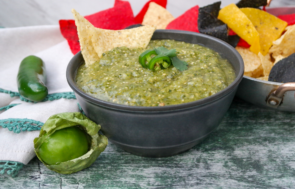 Tomatillo Green (Verde) Chili Salsa - The Foodie Affair