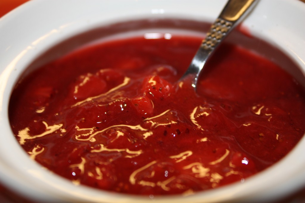 Sugar Free Strawberry Topping Sugar free strawberry topping is ready In less than 15 minutes! Lather spoonfuls of this sauce on toast, yogurt, or top on ice cream!