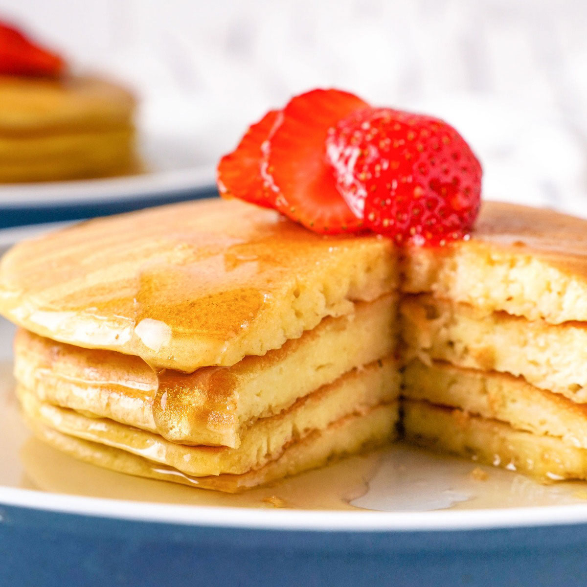 洋書 pancakes POSH recipe Perfect Fluffy Pancakes | Alix Traeger