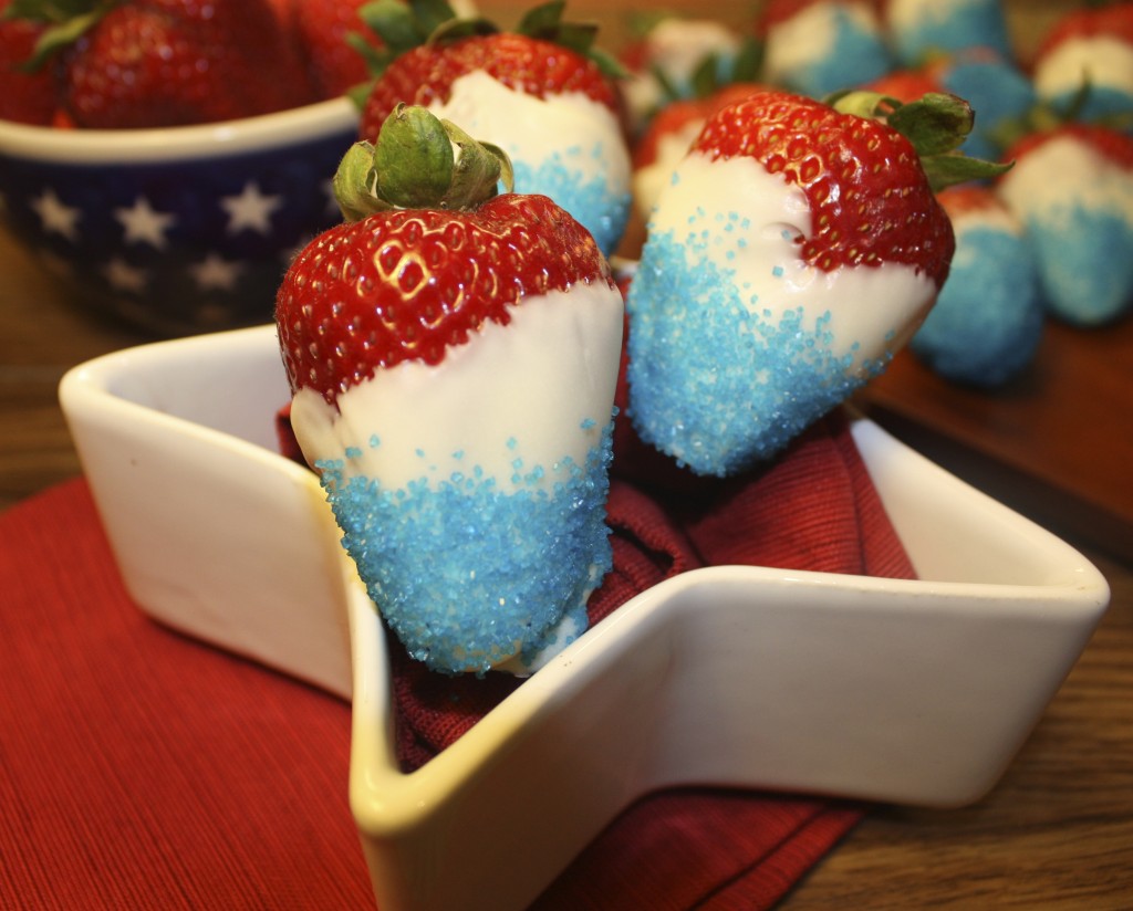 fresh-strawberries-patriotic-theme-dessert-party-potluck-fourth-of-July-memorial-day