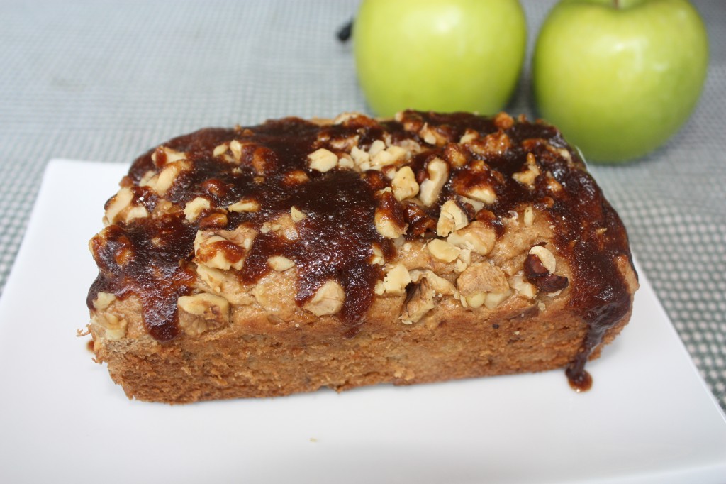 Apple-bread-granny-smith-walnuts-dessert