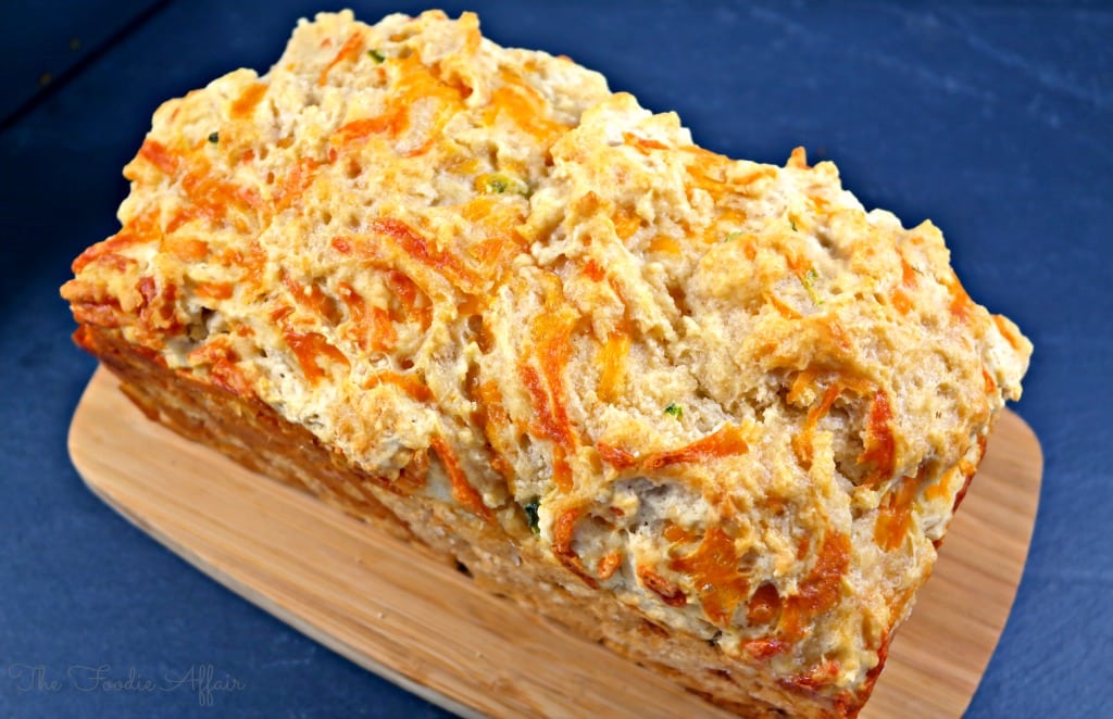 Cheddar Jalapeño Beer Bread doesn't require any yeast, kneading or time to rise. Mix and bake!