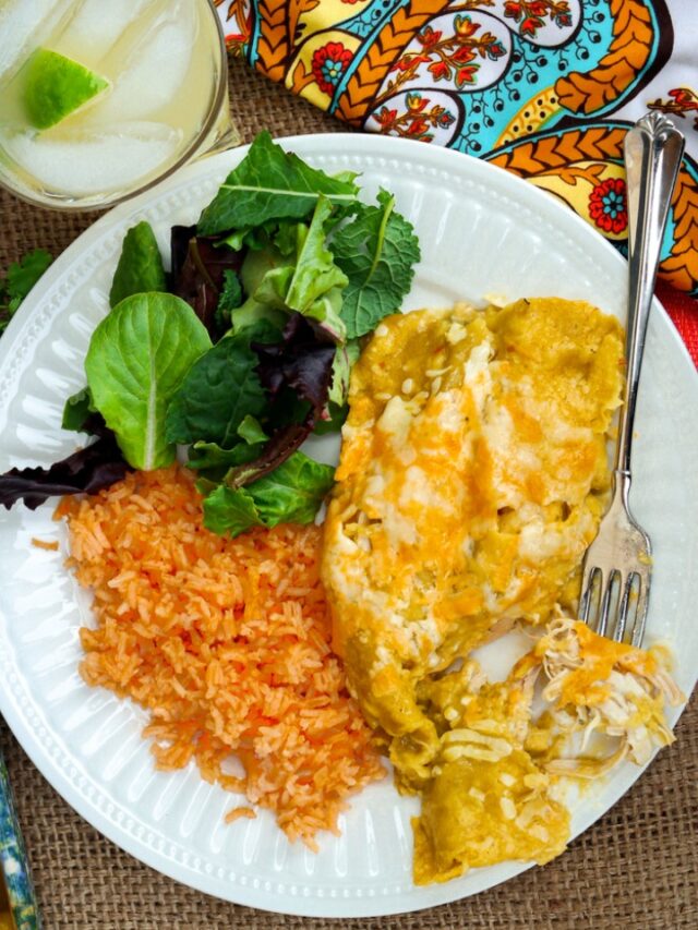 GREEN CHILE CHICKEN ENCHILADAS STORY • The Foodie Affair