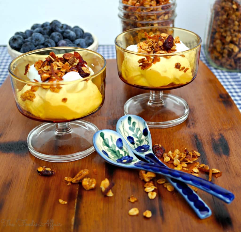 Granola with mixed nuts and coconut - The Foodie Affair