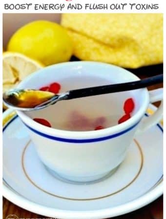 Get back on schedule and return to a simple diet after the holidays. This Lemon Ginger Detox Drink will help boost energy and helps flush toxins and fat right out of our bodies. #tea #detox #drink #diy #homemade | www.thefoodieaffair.com
