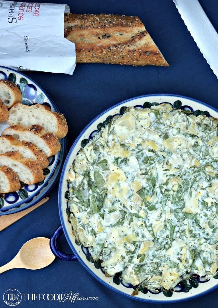 Spinach and artichoke Dip - The Foodie Affair