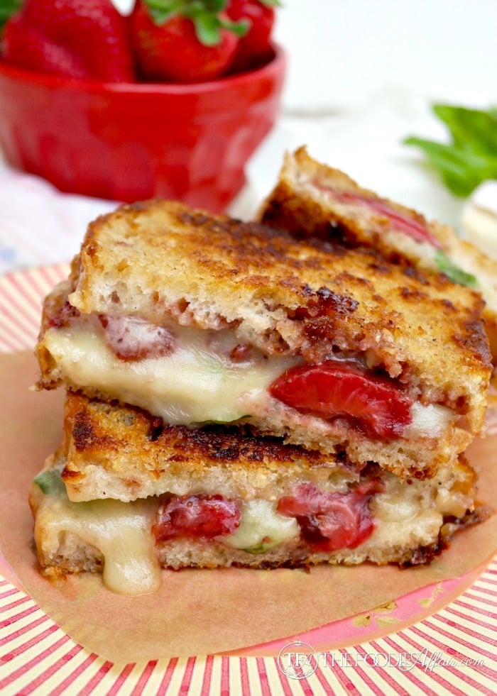 Strawberry Balsamic Brie Grilled Cheese Sandwich - The Foodie Affair