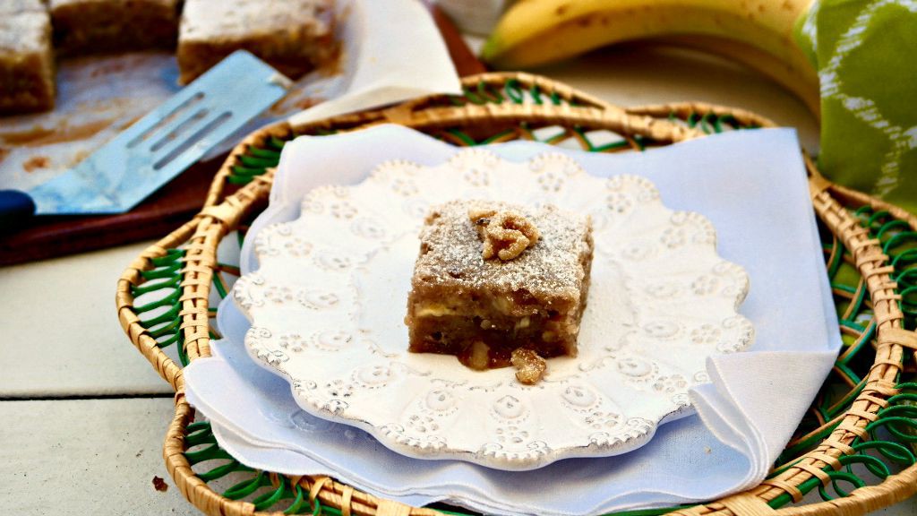 Delicious Vegan Banana Walnut Bars - The Foodie Affair