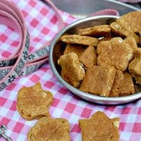 Easy Homemade Peanut Butter Dog Treats