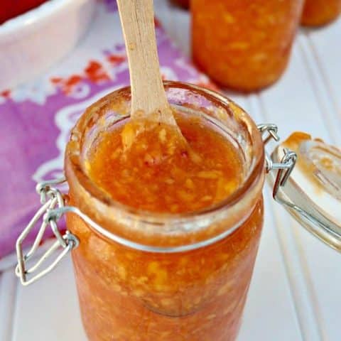 Easy Peach Freezer Jam! No fancy canning equipment is needed to make this. Enjoy fresh summer fruits all year long. Add to yogurt, ice cream or on a piece of toast! - The Foodie Affair