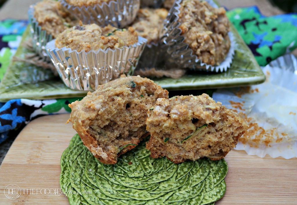 Protein muffin with zucchini and walnuts