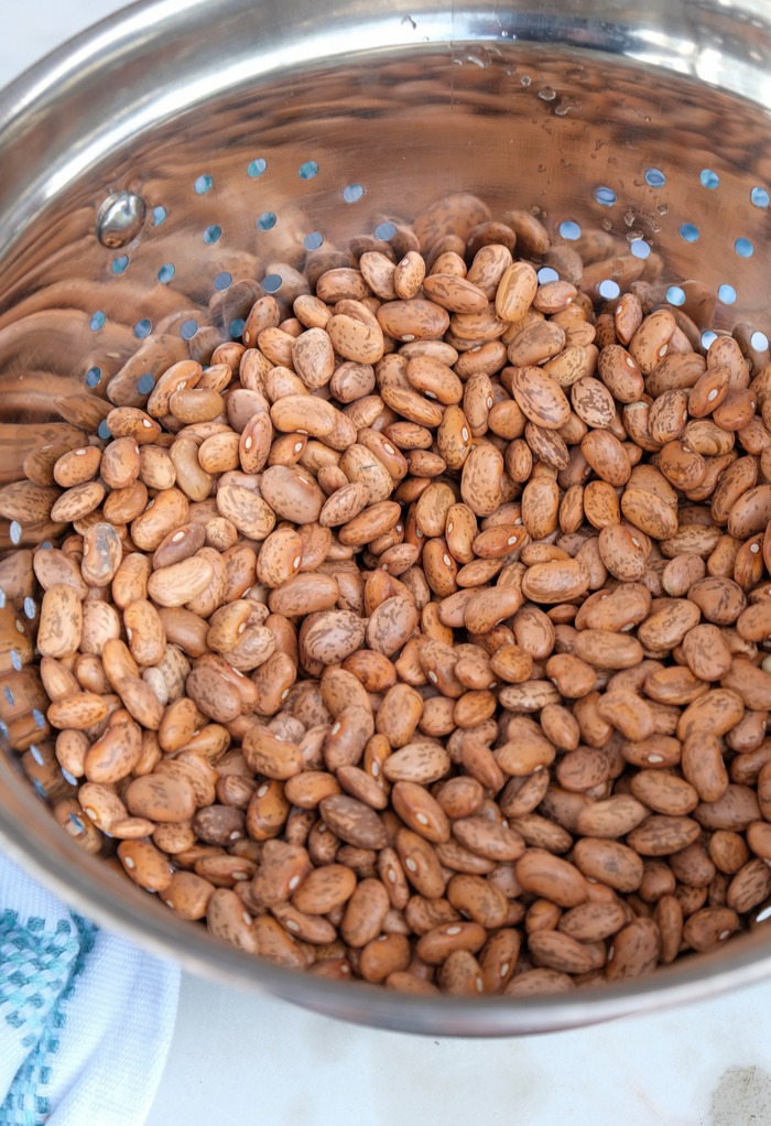 Easy Mexican Pinto Beans Recipe (Crock Pot) – The Foodie Affair