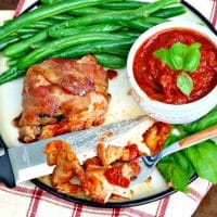 Cheese stuffed chicken with green beans