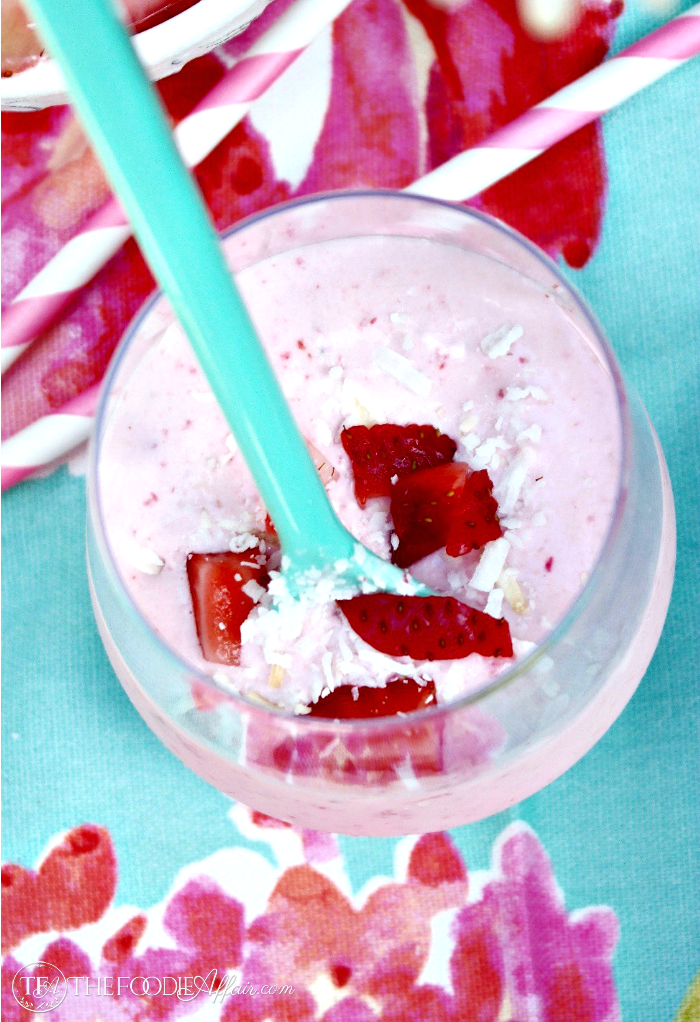 This Strawberry Coconut Smoothie made with full-fat coconut milk, strawberries, vanilla extract and a scoop of protein powder. This smoothie is an excellent breakfast, snack, pre or post workout beverage! 