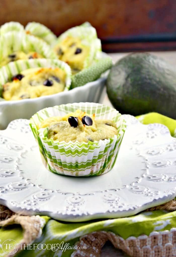 Avocado muffins with chocolate chips 