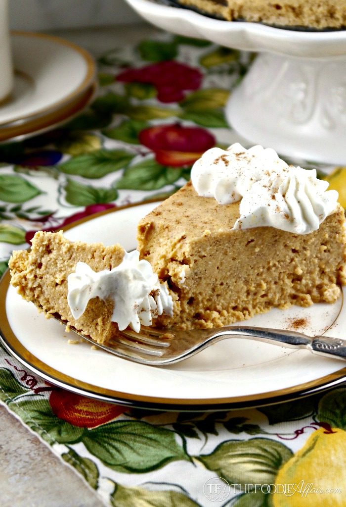 Low carb pumpkin cheesecake made with homemade pumpkin pie spices, pumpkin puree and ricotta cheese!