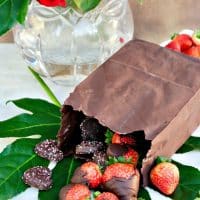 Chocolate Bag Dessert filled with your favorite treats #chocolate #bag #dessert #Valentine | www.thefoodieaffair.com
