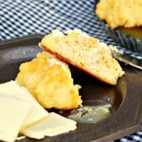 Low Carb Cheddar Biscuits made with superfine almond flour! #lowcarb #keto #cheddar | www.thefoodieaffair.com