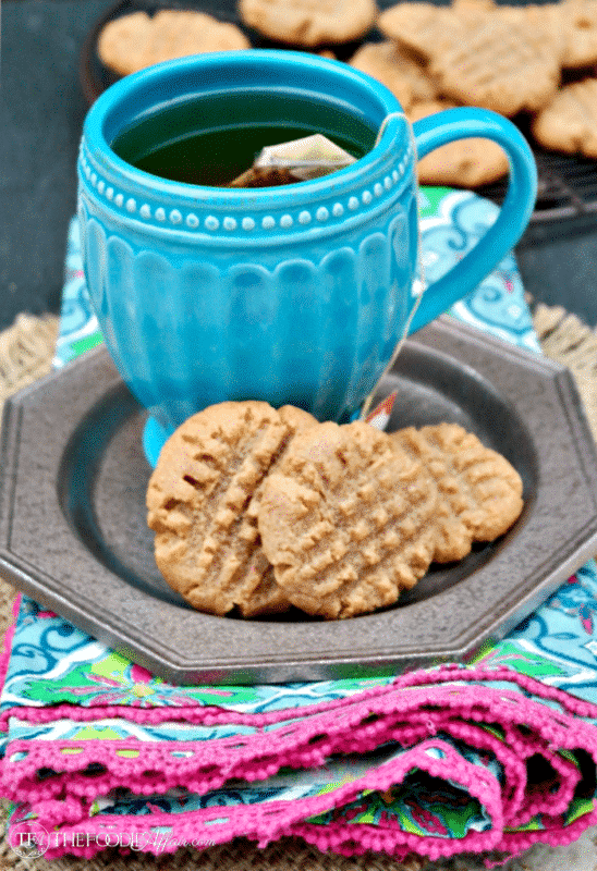 One-Bowl Sugar Free Peanut Butter Cookies - The Foodie Affair