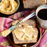 Grab a slice of this sugar free pumpkin bread and top with pumpkin spice butter spread for a delicious fall treat! #Pumpkin #Bread #SugarFree | www.thefoodieaffair.com