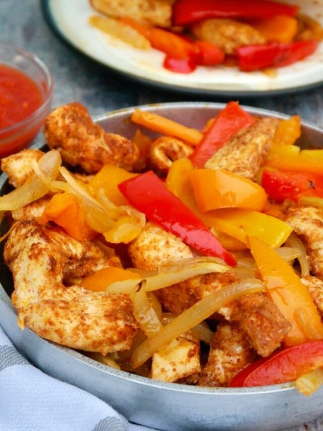 Easy Sheet Pan Baked Chicken Fajitas Story
