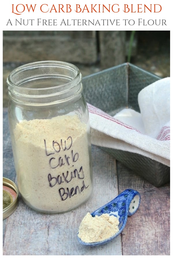 This low carb baking mix is a combination of oat fiber, coconut flour, ground flax seed, and protein powder. Use this blend in place of flour when baking! #lowcarbdiet #keto #bake #glutenfree | www.thefoodieaffair.com