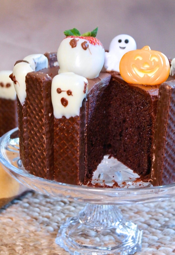 Cool Halloween Cakes