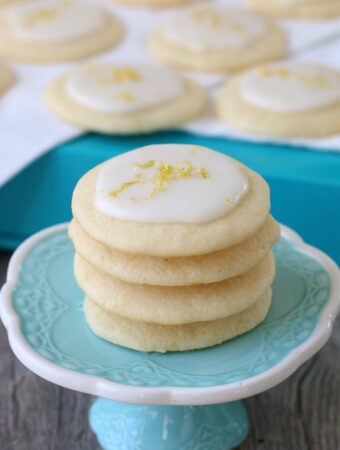A little stack of the finished cookies on a cupcake stand, so beautiful and ready to eat.