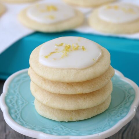 A little stack of the finished cookies on a cupcake stand, so beautiful and ready to eat.