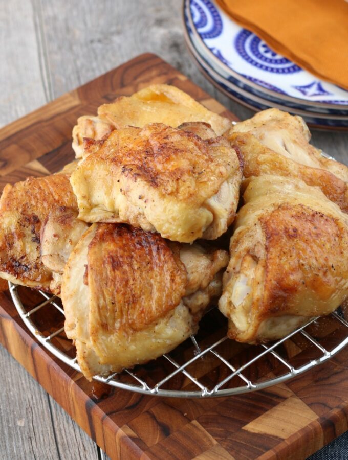 Keto chicken thighs are cooked with the skin on.