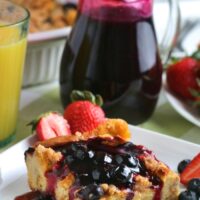 French toast bake makes a great weekday breakfast. The perfect way to start your day off right!