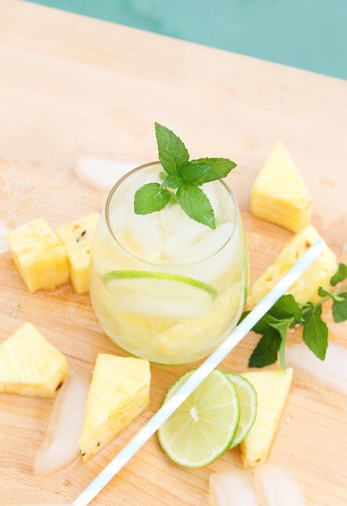 Refreshing mojito cocktail with pineapple and rum. 