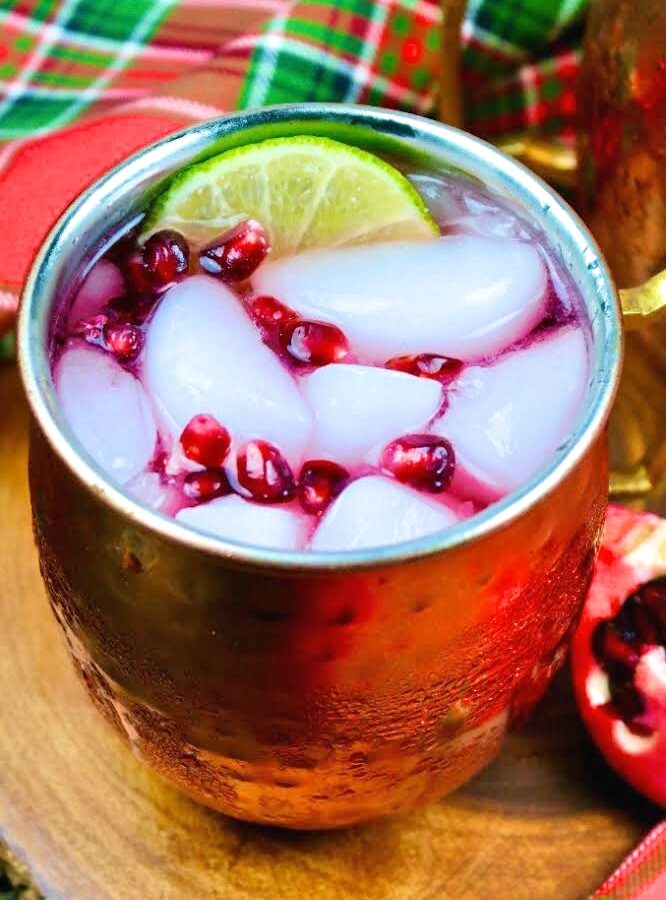 A copper mug with moscow mule cocktail.