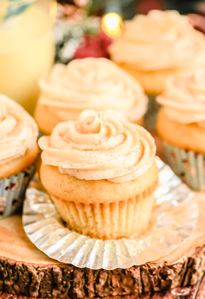 Cupcake with a buttercream frosting ready to eat.