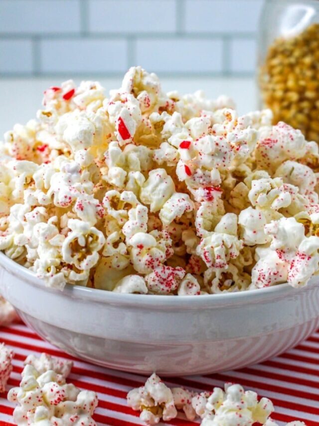 White Chocolate Popcorn Recipe With Peppermint