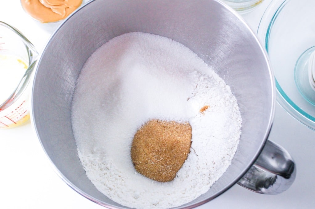 Dry ingredients in a mixing bowl for cupcakes recipe. 