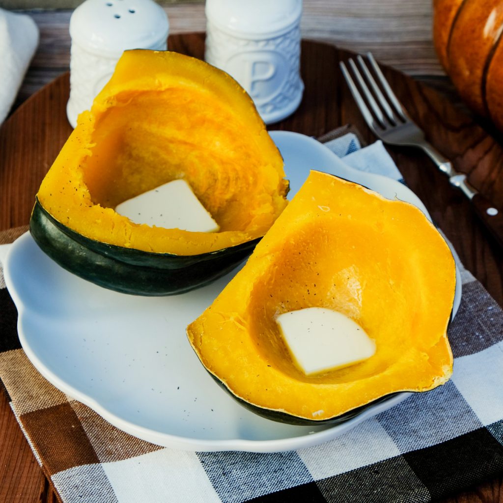 Instant Pot acorn squash on a serving plate.