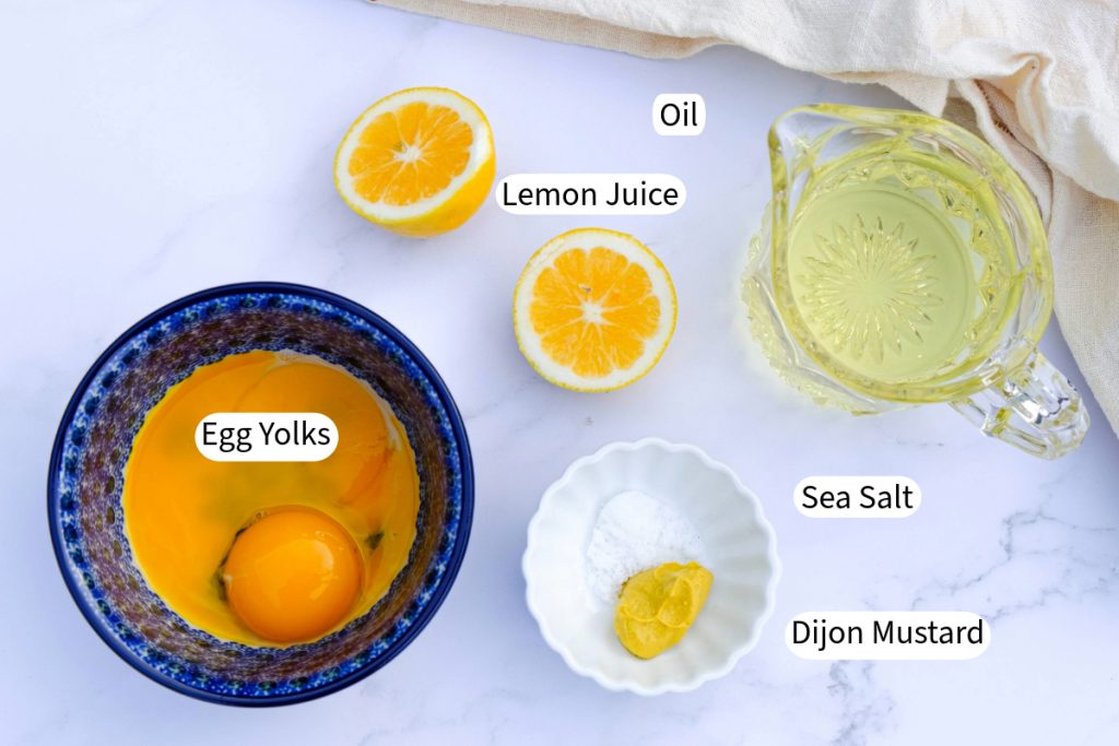 Ingredients to make homemade mayonnaise. 