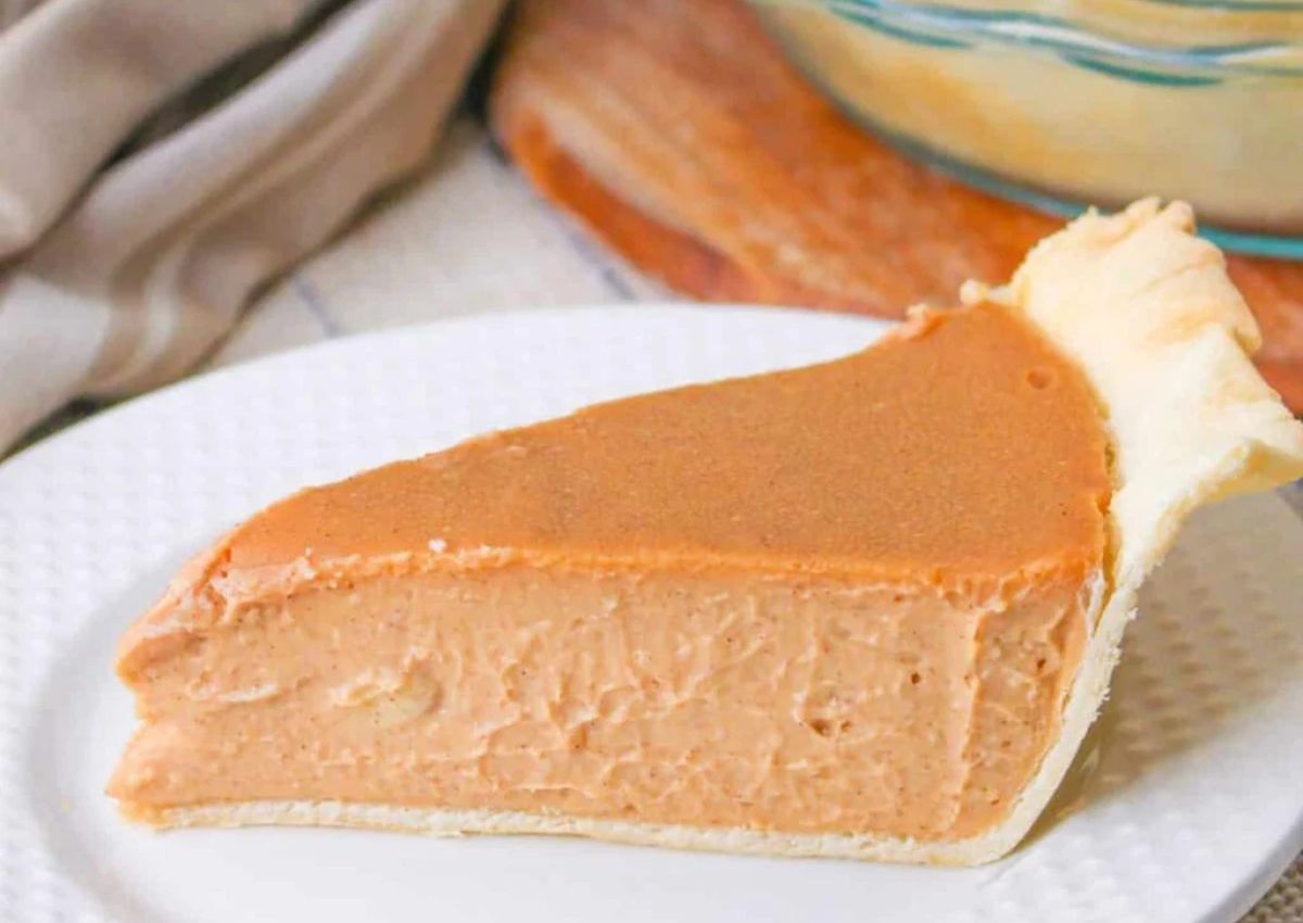 Slice of butterscotch cinnamon pie on a plate.