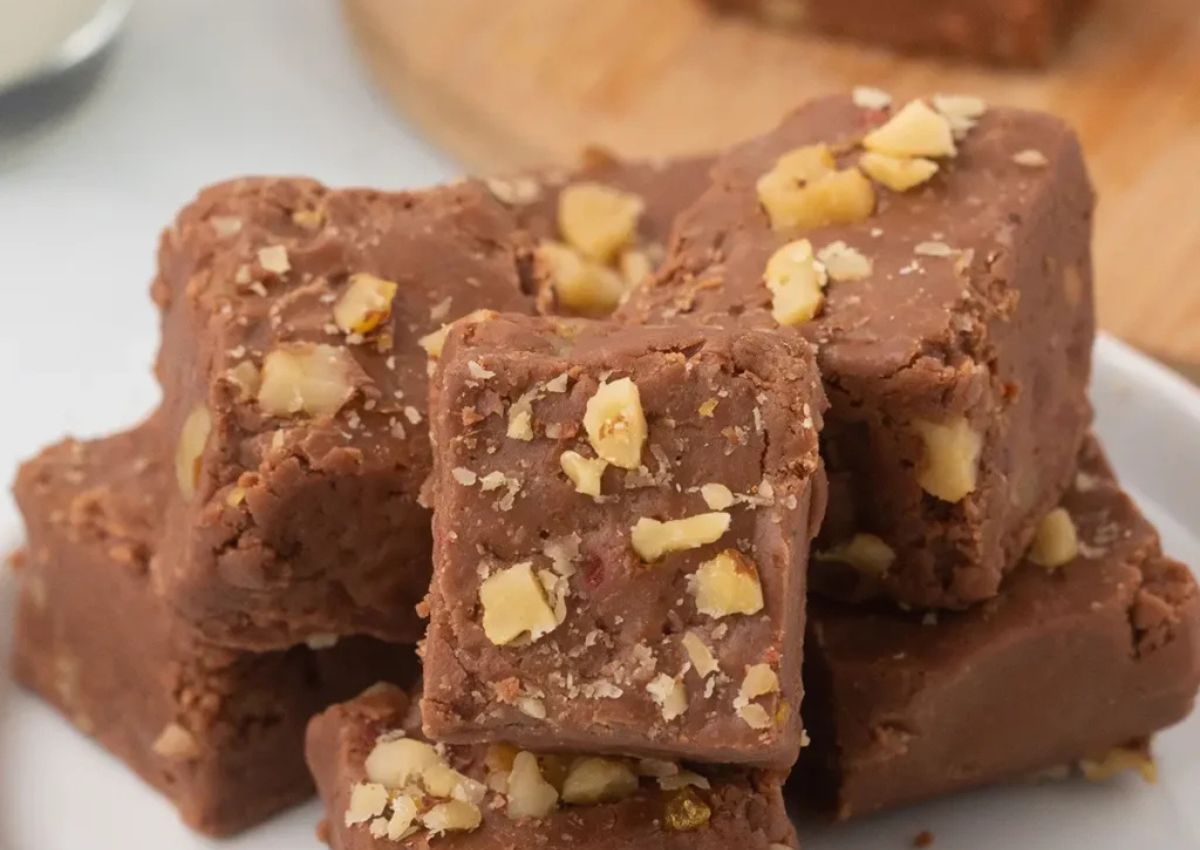 Fantasy Fudge with nuts stacked