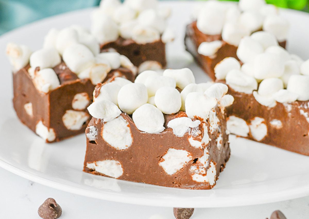 Hot Chocolate Fudge with marshmellows on plate