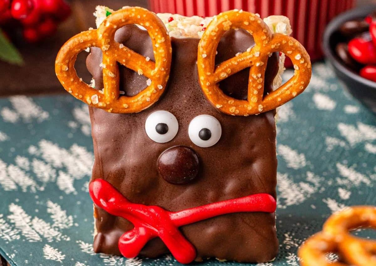Rice krispie treat with pretzel ears