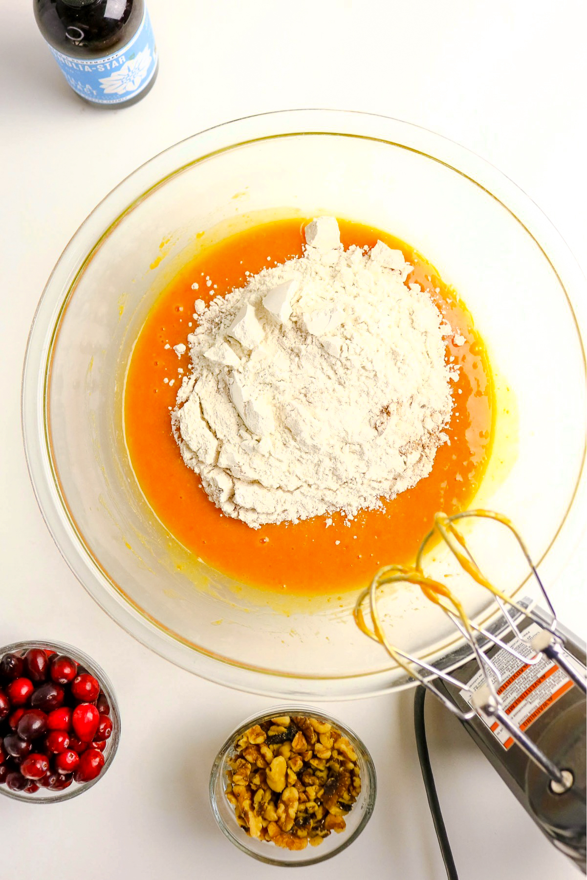 pumpkin mix with flour mix before blending.
