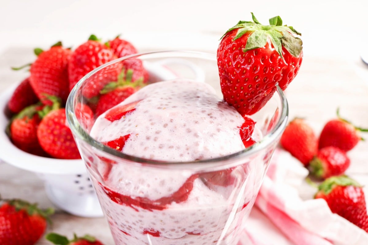 no bake pudding with strawberries.
